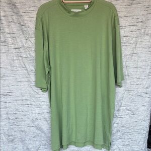 Universal Thread Green Short Sleeve Tee Relaxed Fit